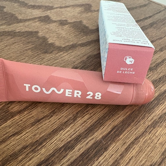 Tower 28 LipSoftie - Picture 4 of 4